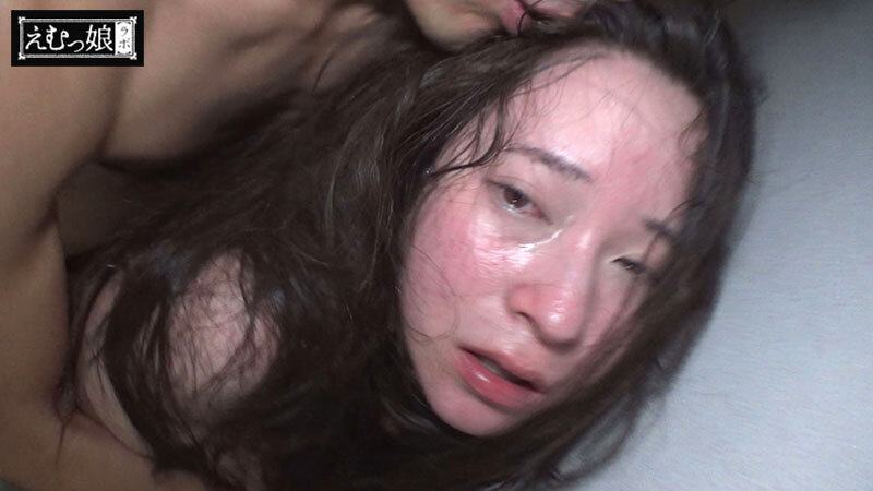【独占】 【新作】 逃げ惑っても無駄。レ●プ願望とか甘い事いってる普通女22歳を徹底異常制裁！ケツ穴ノド膣から反吐アクメが出るまで3穴絶望性交。ありさ 005